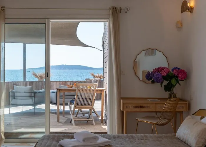 Domaine De Caranella